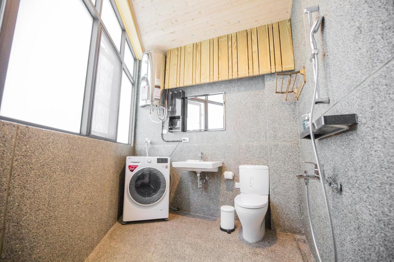Lost Circle Homestay Тайнан Екстериор снимка